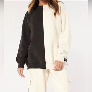 Hollister Black and Cream Colorblock Sweatshirt
